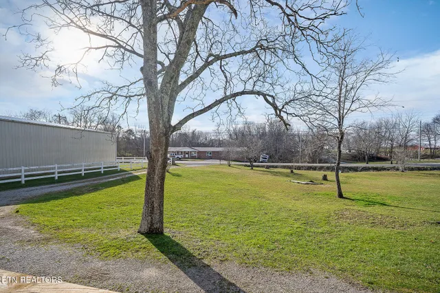 $179,900 | 1025 Allardt Highway, Jamestown, TN 38556