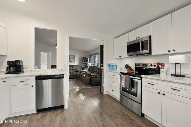 $179,900 | 1025 Allardt Highway, Jamestown, TN 38556