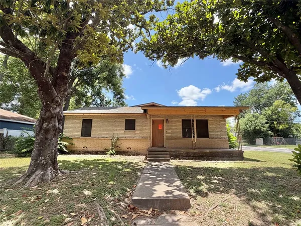 $199,900 | 2501 South 27th Street, Waco, TX 76706