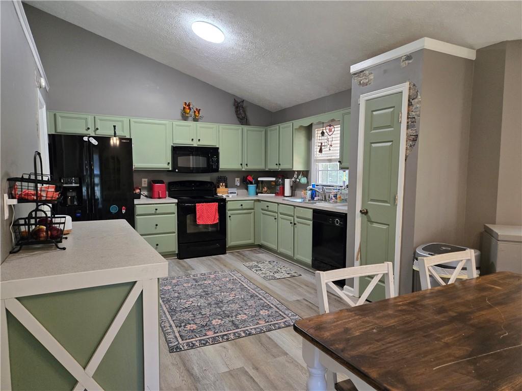 102 Thomas Drive Dallas, GA 30157 - Photo 8 of 39