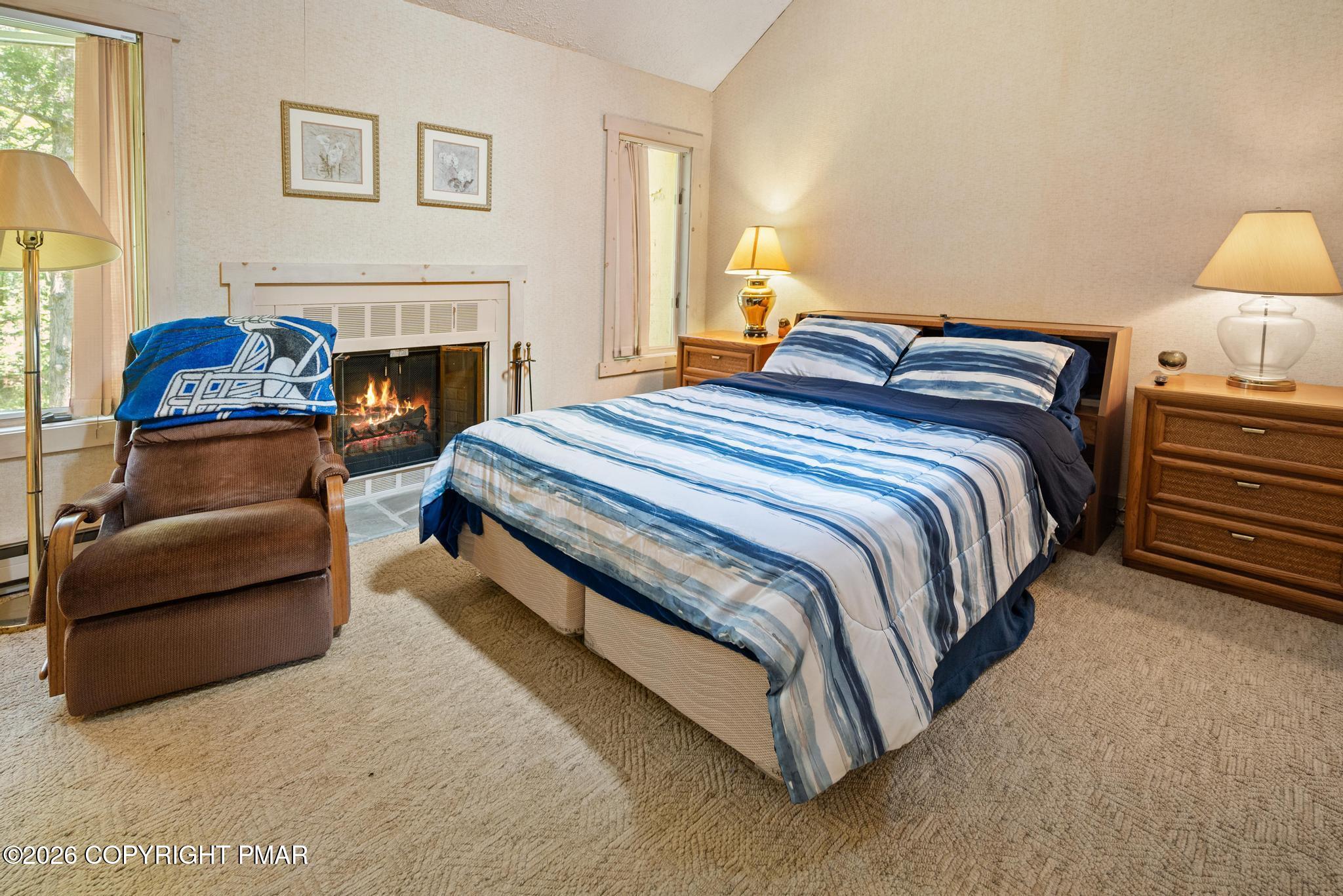525 Rondaxe Lane Pocono Pines, PA 18350 - Photo 22 of 33 Primary Bedroom