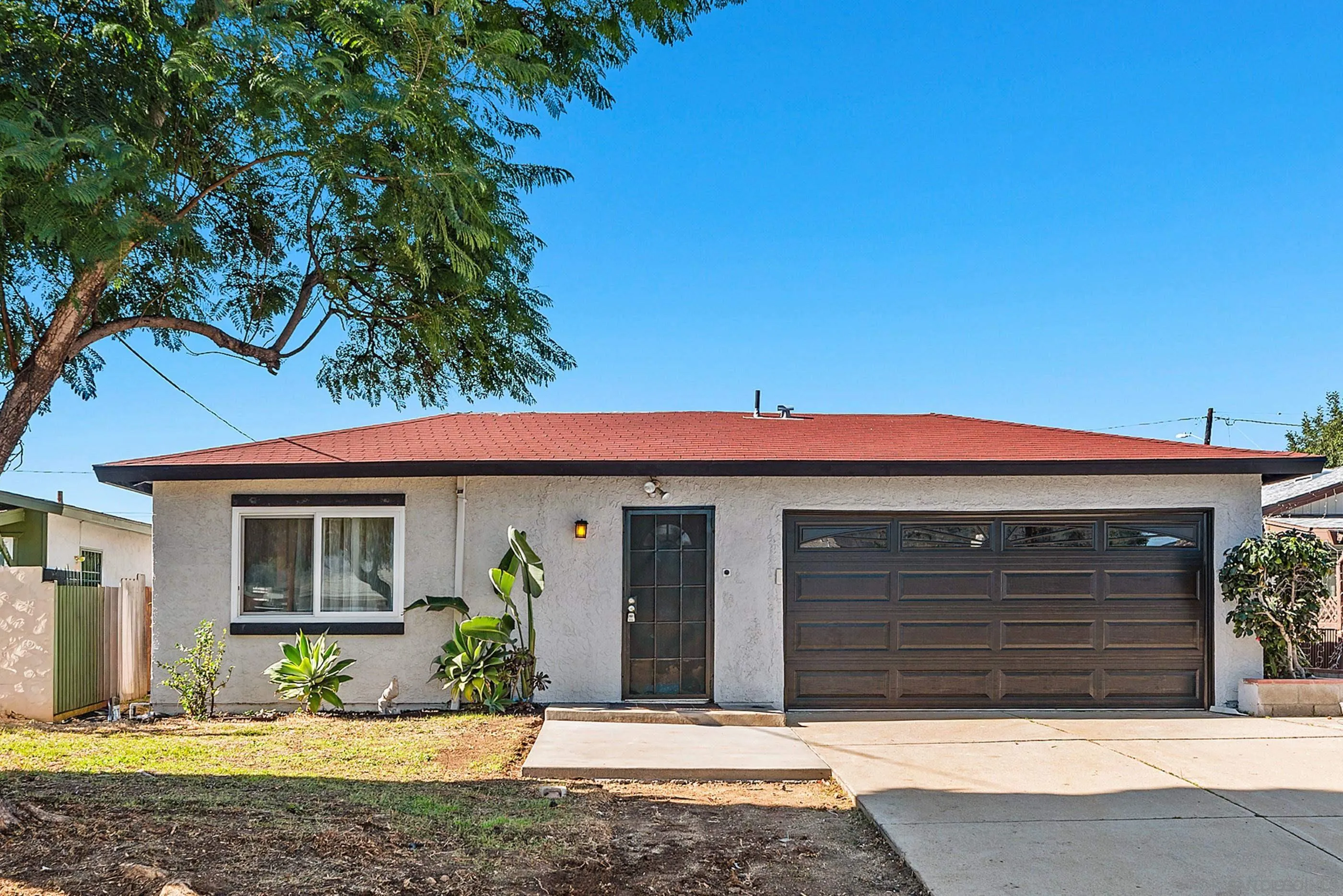 628 Paraiso Avenue Spring Valley, CA 91977 - Photo 1 of 38 a front view of a house