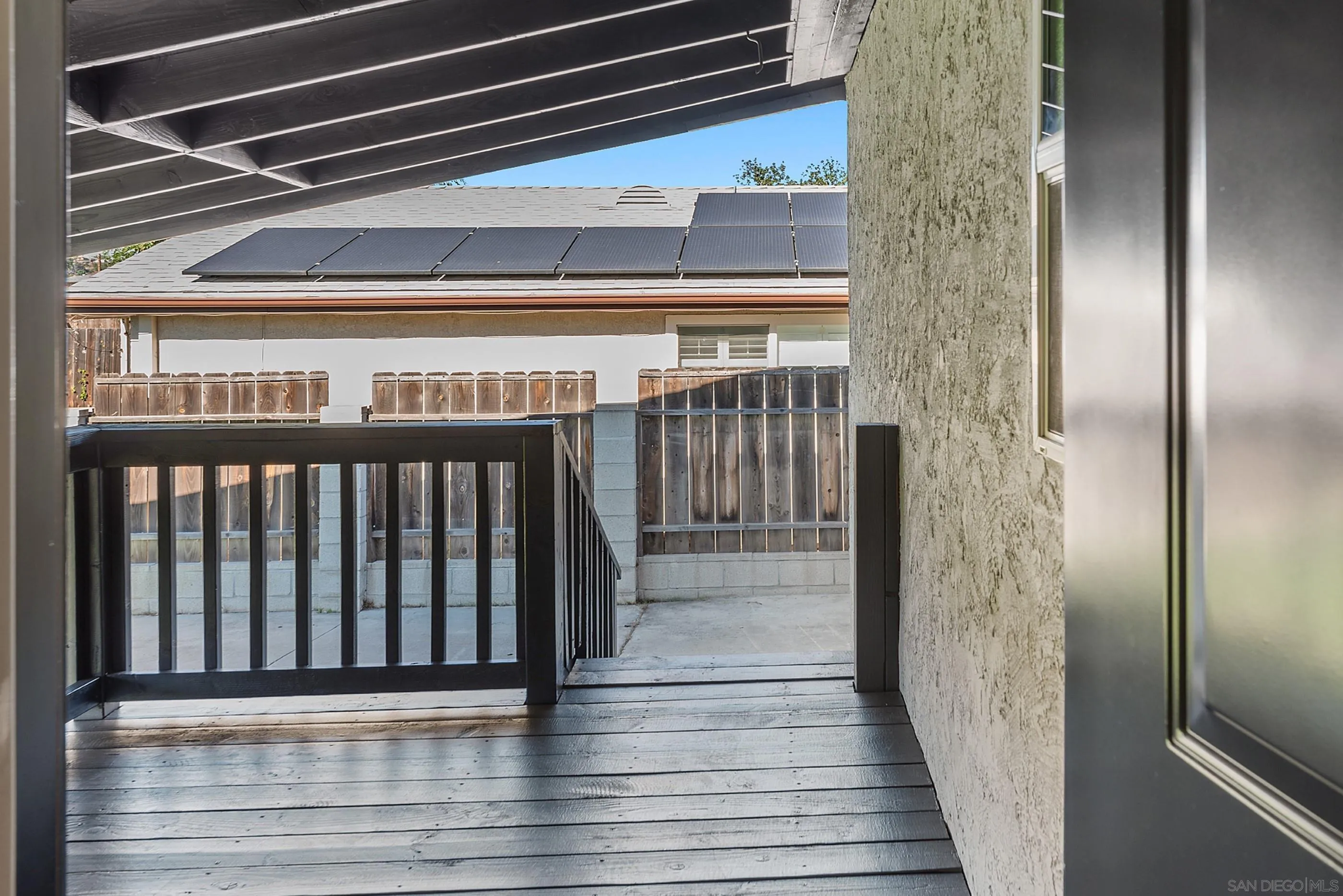 628 Paraiso Avenue Spring Valley, CA 91977 - Photo 25 of 38 a view of a balcony