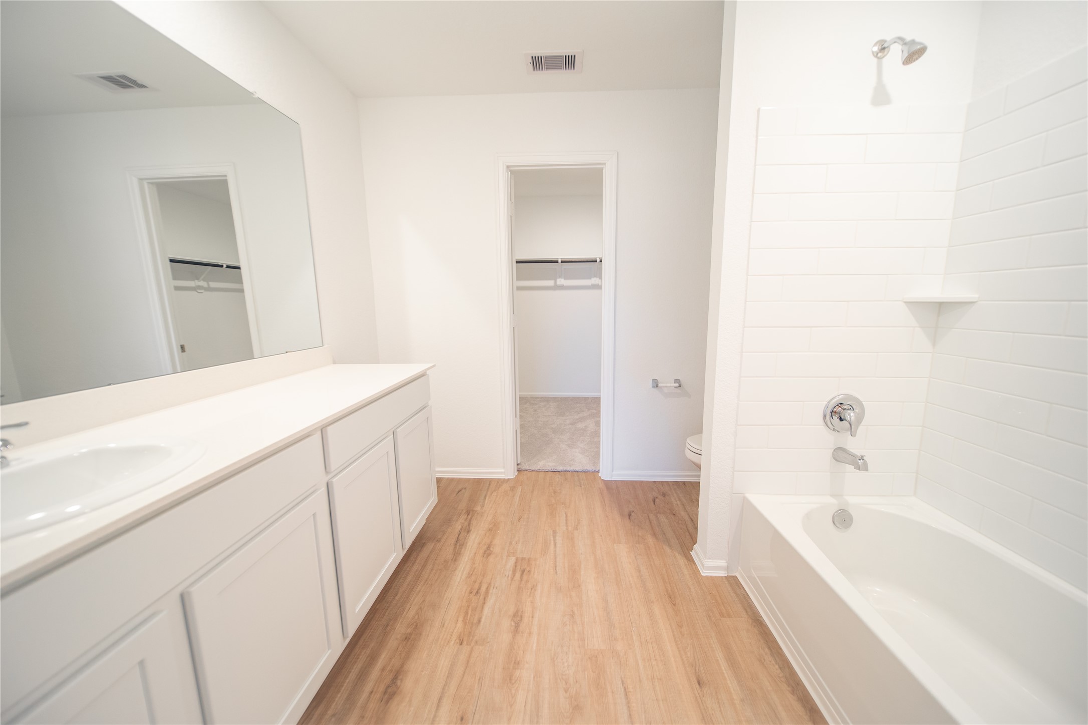 9530 Brookside Point Drive Baytown, TX 77521 - Photo 8 of 19