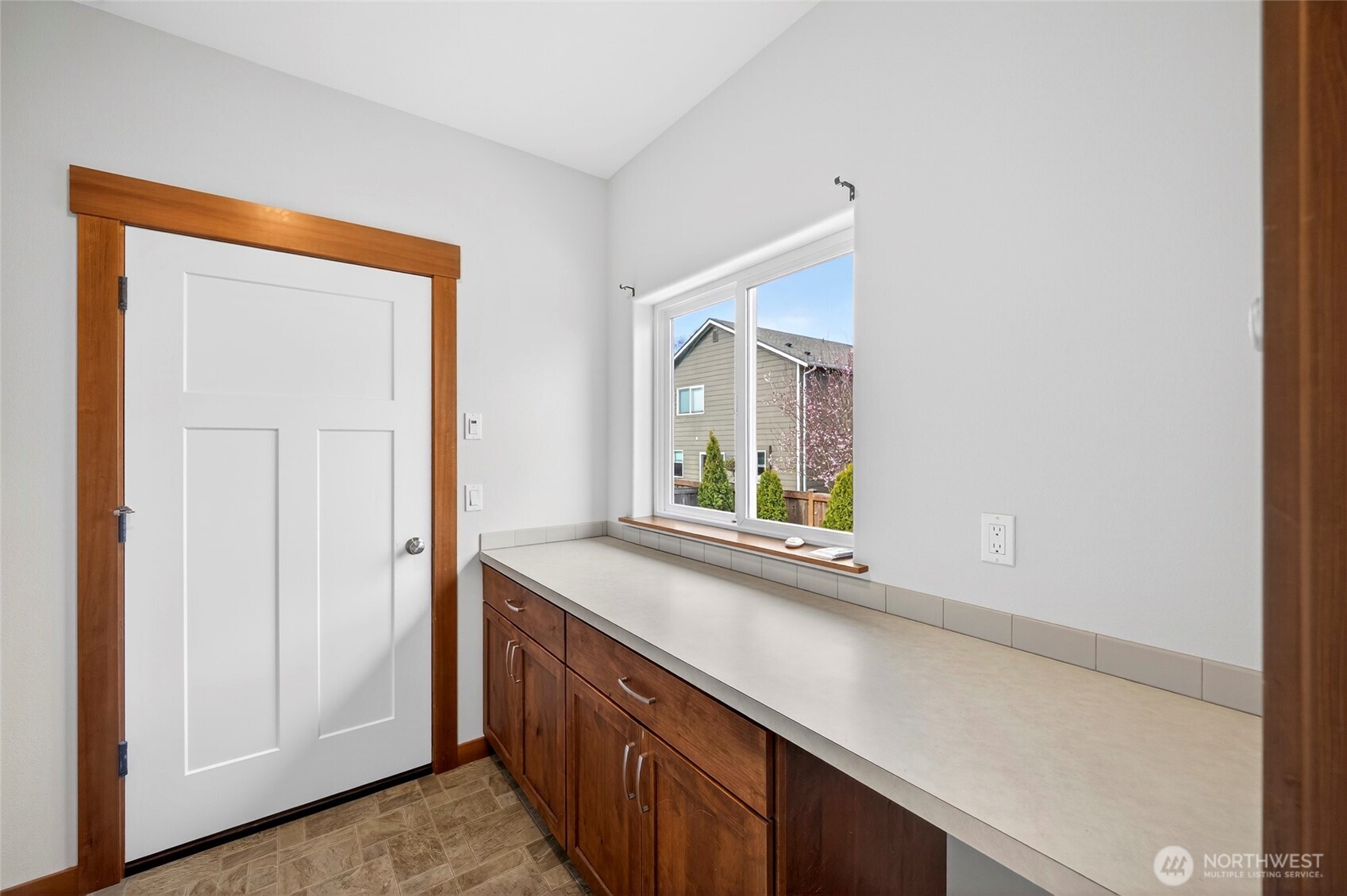 1806 40th Court Anacortes, WA 98221 - Photo 33 of 40
