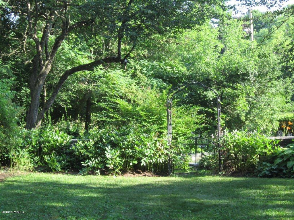 101 Colt Road Pittsfield, MA 01201 - Photo 4 of 36 Hidden Gardens (2)