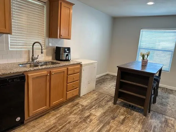 $139,900 | 4210 Bunker Hill, North Highlands, CA 95660