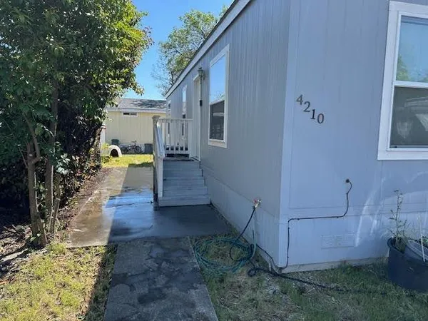 $139,900 | 4210 Bunker Hill, North Highlands, CA 95660