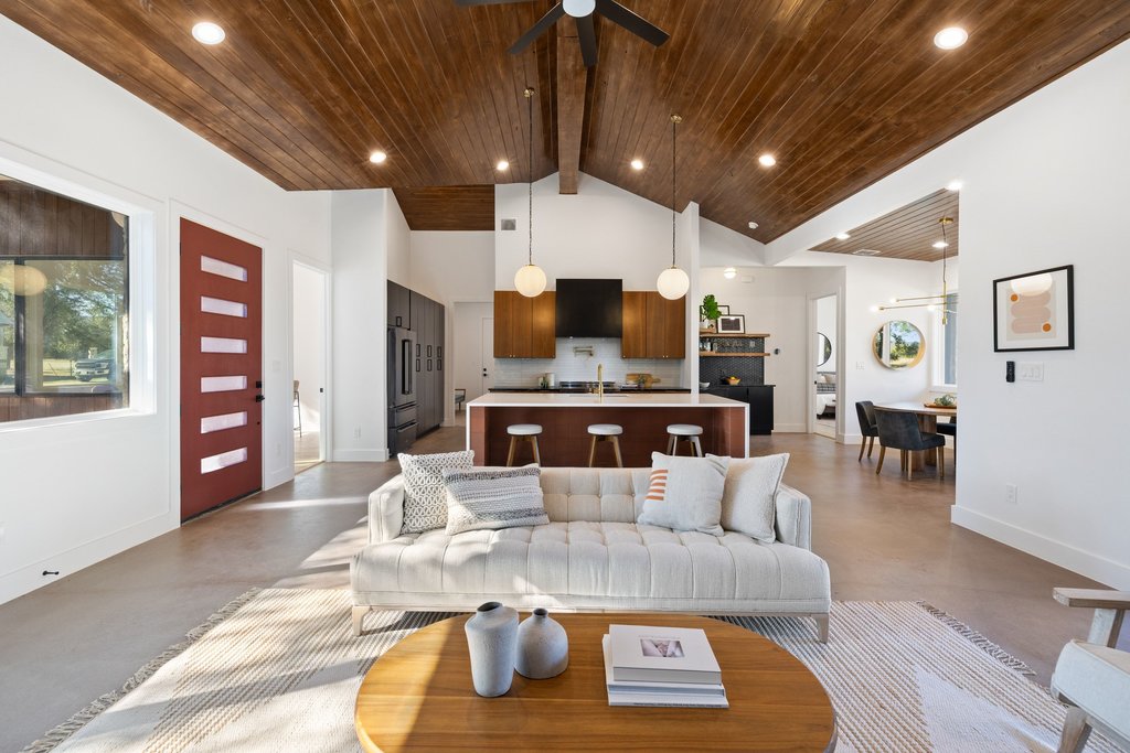 47 War Bonnet Wimberley, TX 78676 - Photo 14 of 40 a living room with furniture and a wooden floor
