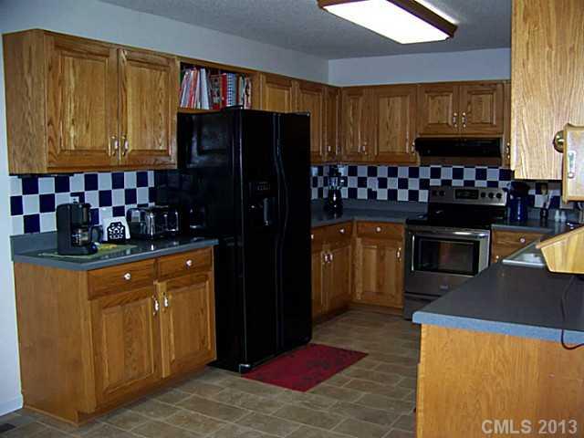 1974 Rink Dam Road Taylorsville, NC 28681 - Photo 7 of 16 Gallery Image 7