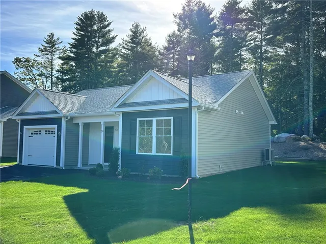 $340,000 | 16 Pine Avenue, Coventry, RI 02816