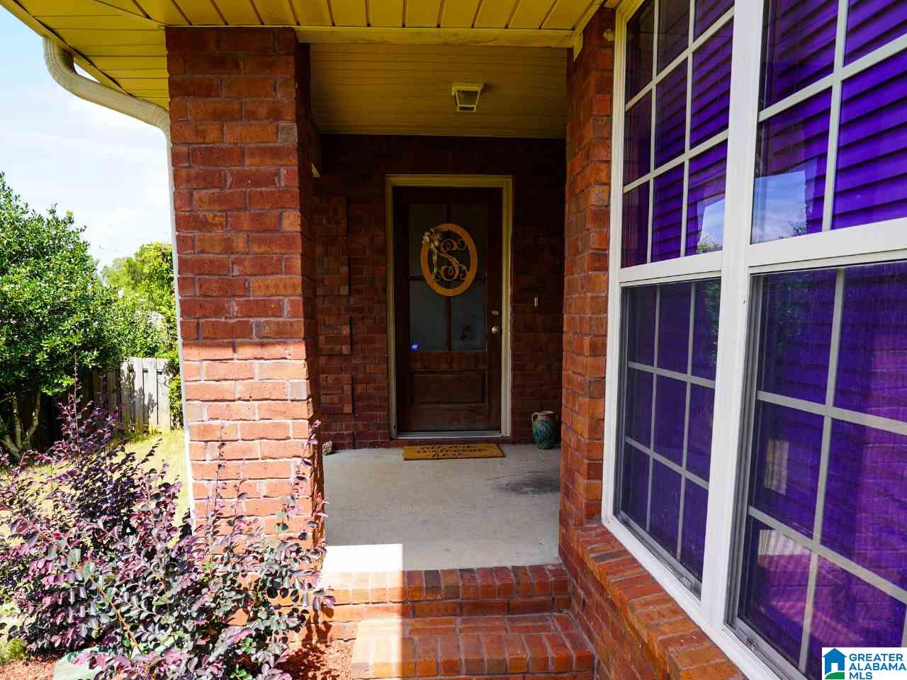 208 Stoney Trail Alabaster, AL 35114 - Photo 3 of 32