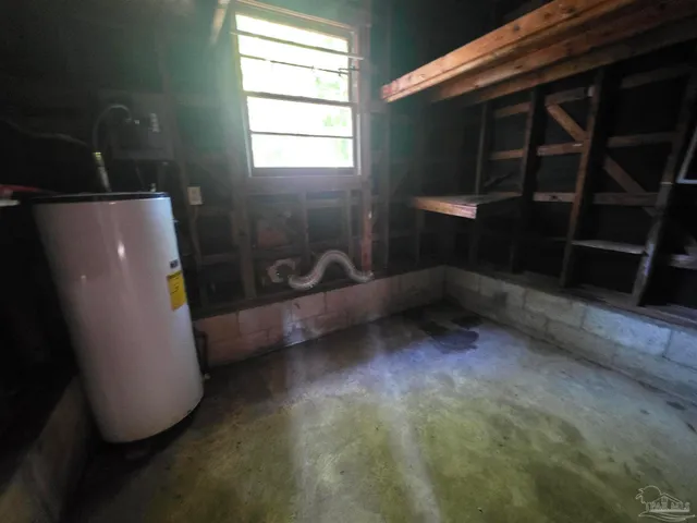 a view of empty room with windows