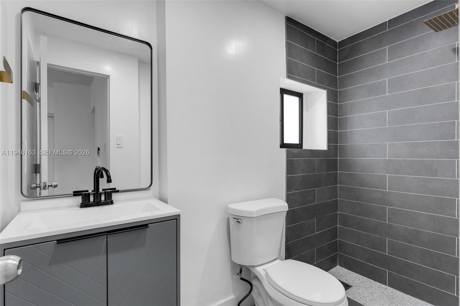 5790 Southwest 5th Street Miami, FL 33144 - Photo 6 of 6