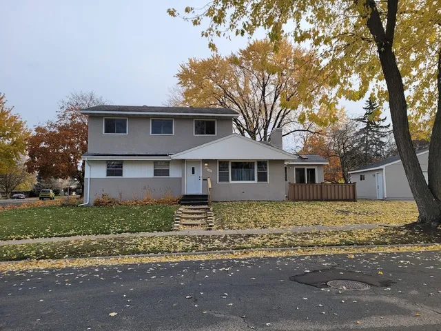 $429,900 | 10 Logan Avenue East, West St. Paul, MN 55118