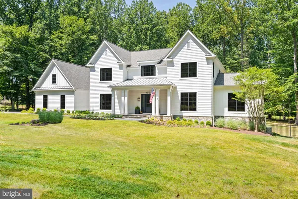$4,295,000 | 8512 Horseshoe Lane, Potomac, MD 20854