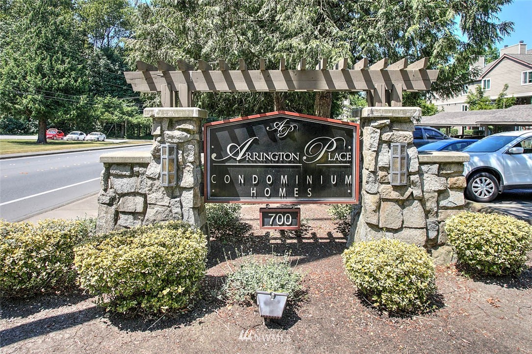700 Front Street South, Unit D209 Issaquah, WA 98027 - Photo 2 of 23
