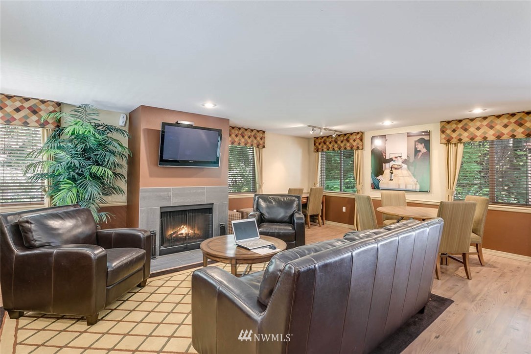 700 Front Street South, Unit D209 Issaquah, WA 98027 - Photo 20 of 23