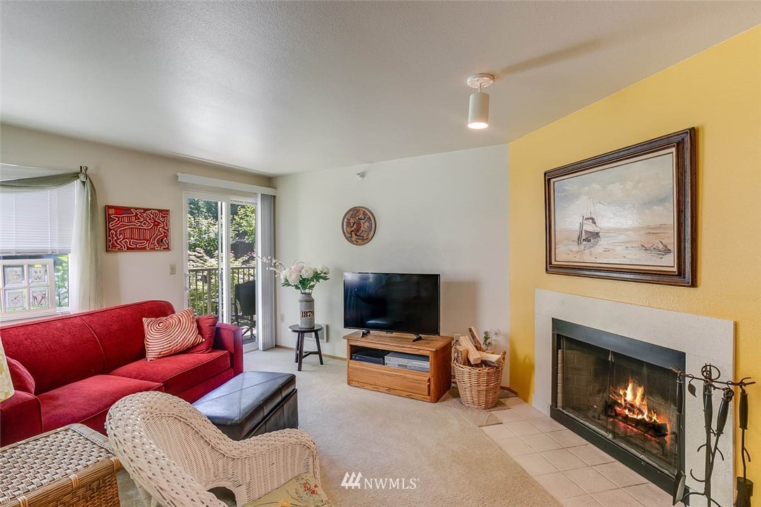 700 Front Street South, Unit D209 Issaquah, WA 98027 - Photo 3 of 23