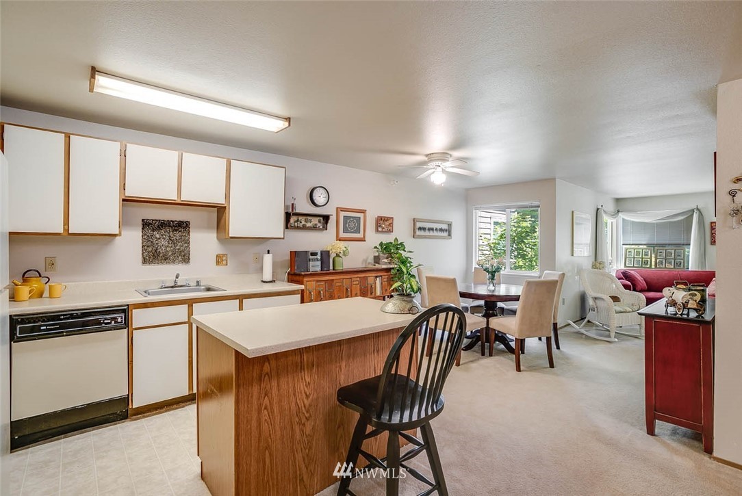 700 Front Street South, Unit D209 Issaquah, WA 98027 - Photo 7 of 23