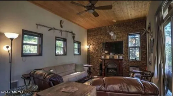 $4,100,000 | 145 Cedar Drive, Clark Fork, ID 83811