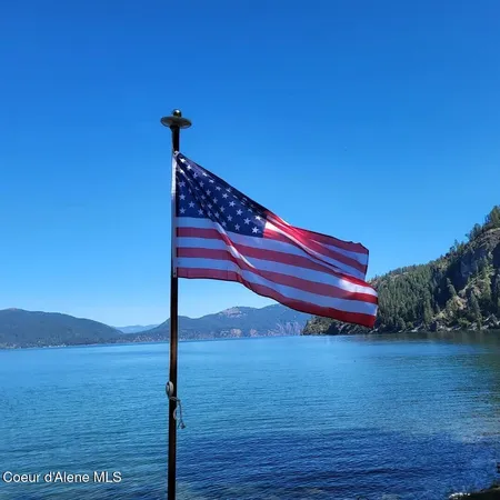 $4,100,000 | 145 Cedar Drive, Clark Fork, ID 83811