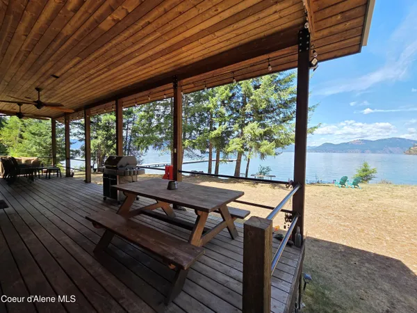 $4,100,000 | 145 Cedar Drive, Clark Fork, ID 83811