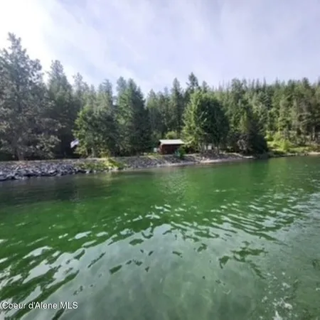 $4,100,000 | 145 Cedar Drive, Clark Fork, ID 83811