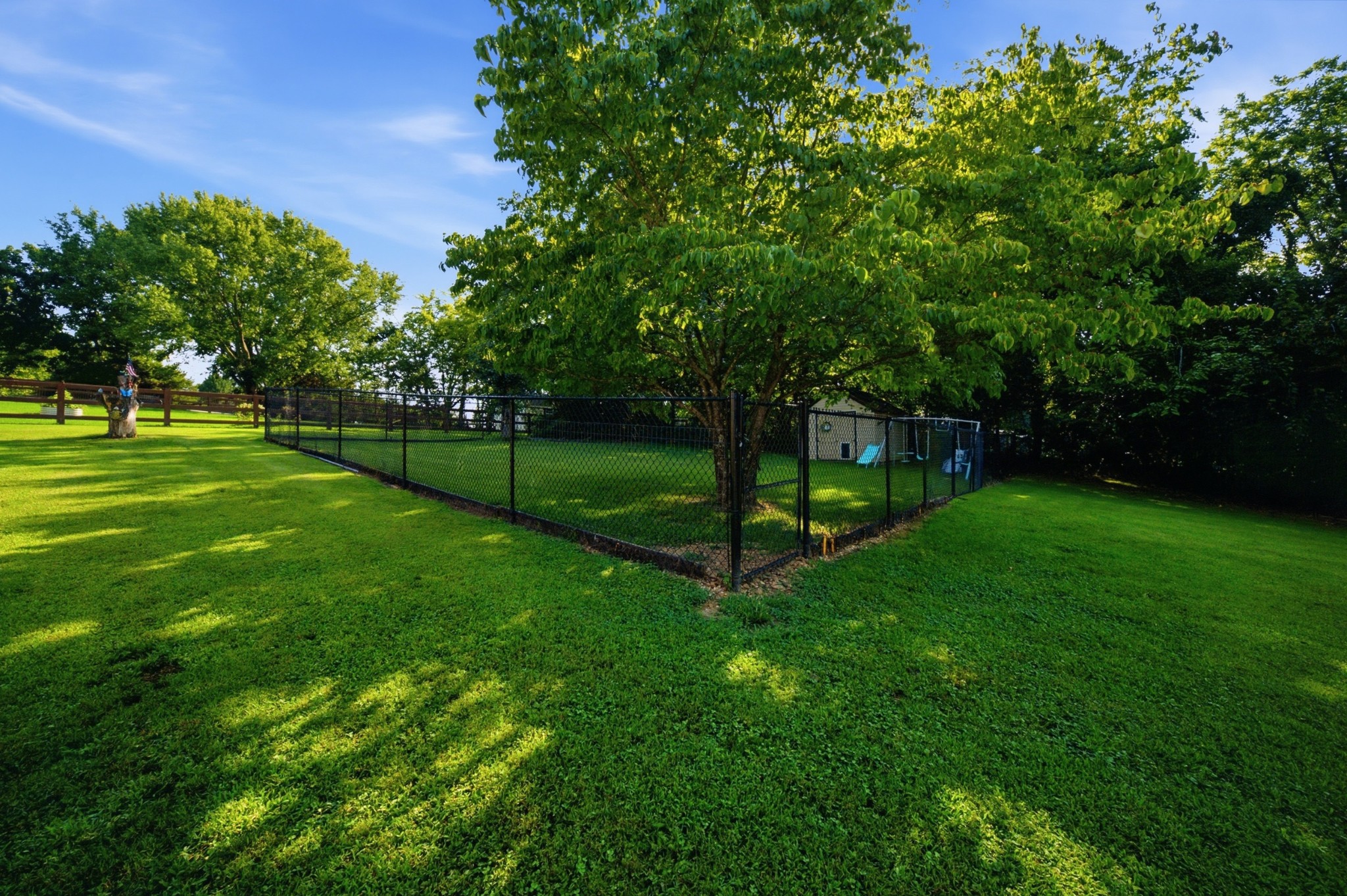 2044 Laura Lane Springfield, TN 37172 - Photo 4 of 51 Gallery Image 4