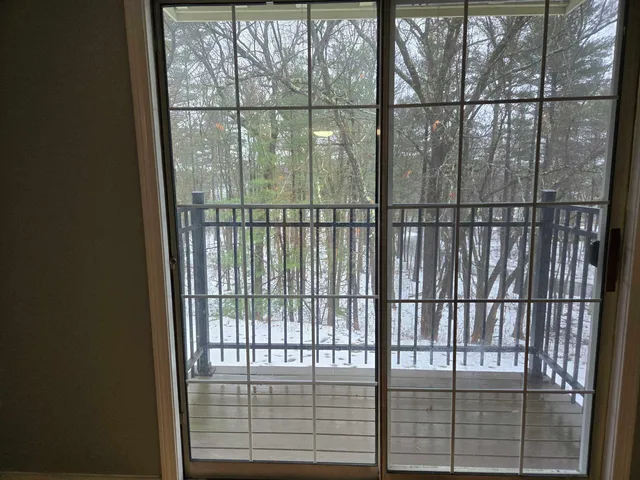 $1,850 | 4 Midhurst Road, Unit 420, Nashua, NH 03062