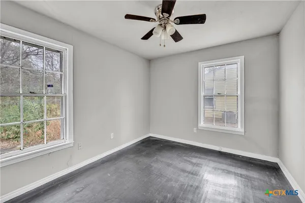 $100,000 | 1307 East Avenue G, Killeen, TX 76541