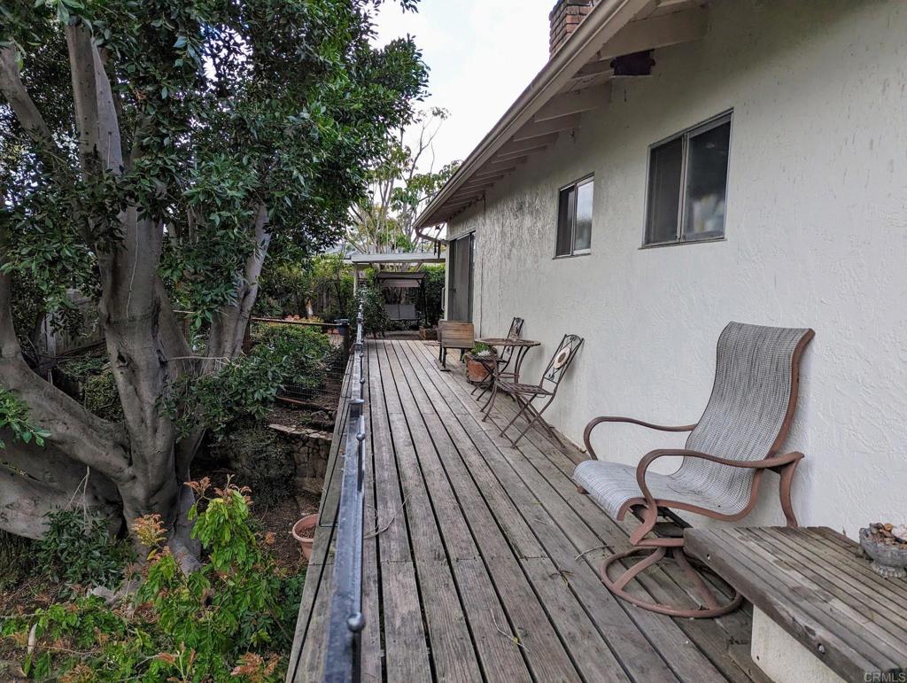 10309 Challenge Boulevard La Mesa, CA 91941 - Photo 32 of 51 a view of chair and tables on the roof deck