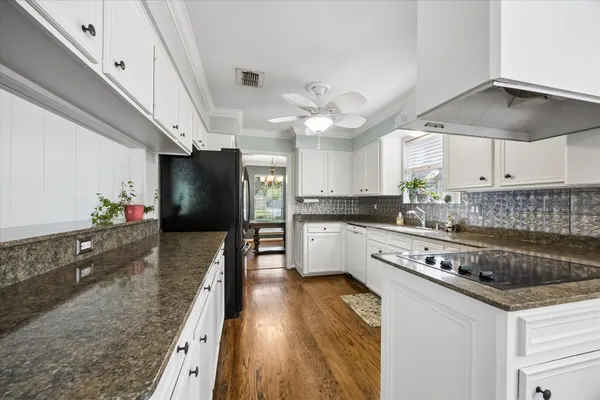$319,900 | 7802 Bellerive Drive, Houston, TX 77036