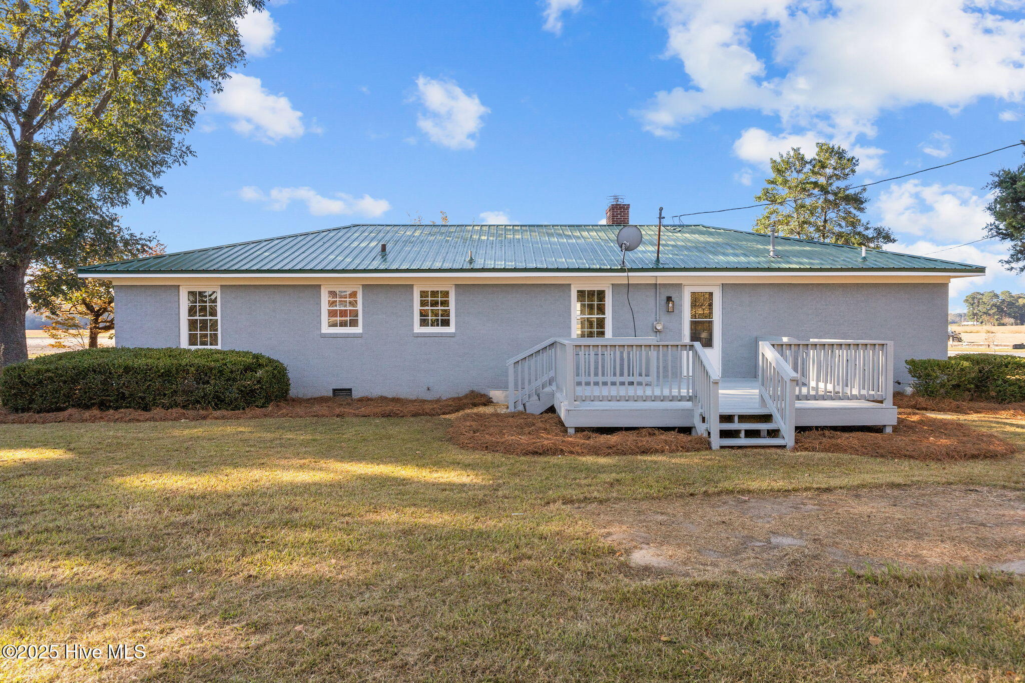 10827 County Home Road Ayden, NC 28513 - Photo 6 of 55 6-web-or-mls-IMG_2139