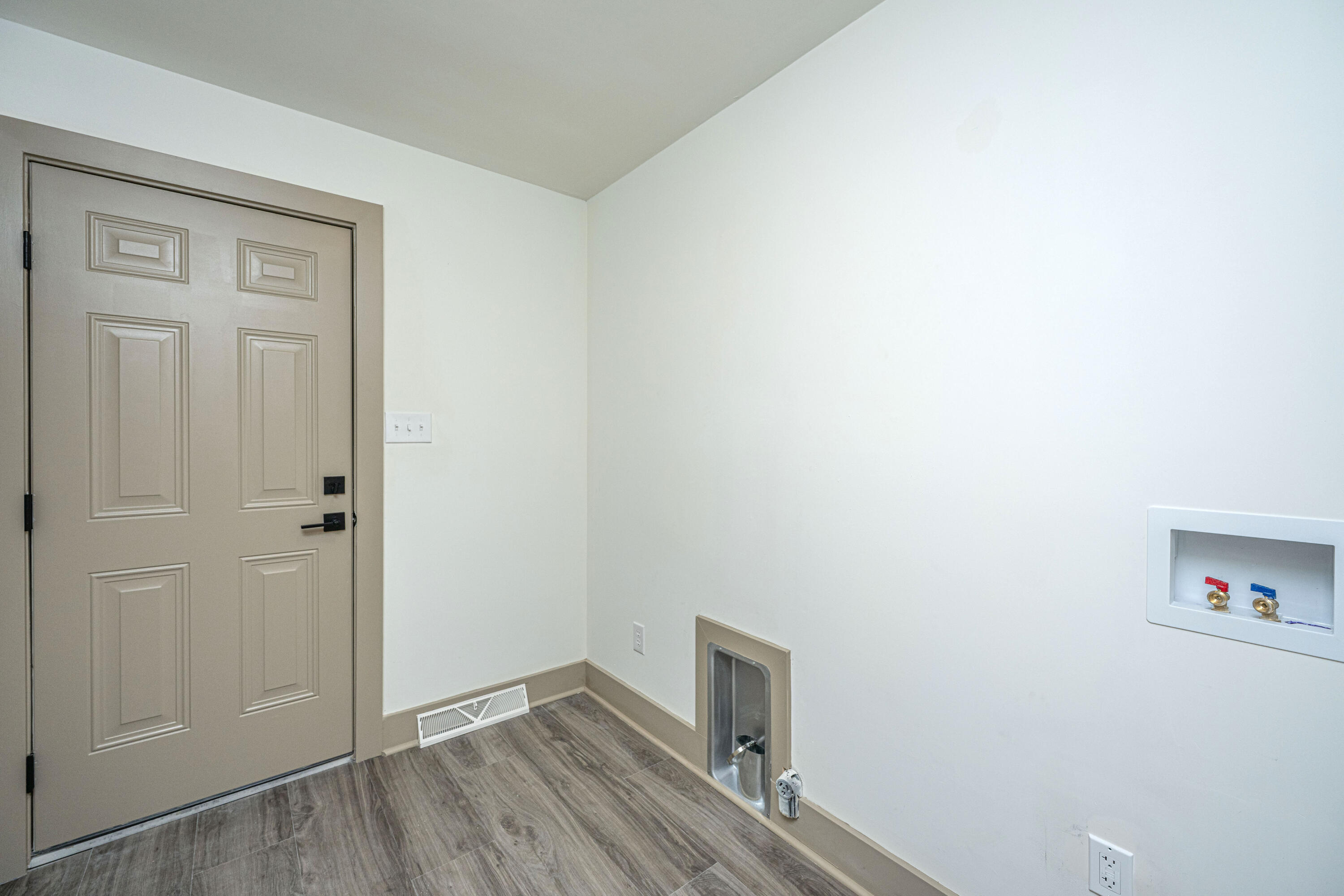 1561 Montclair Street Charleston, SC 29407 - Photo 60 of 93 1561Montclair052
