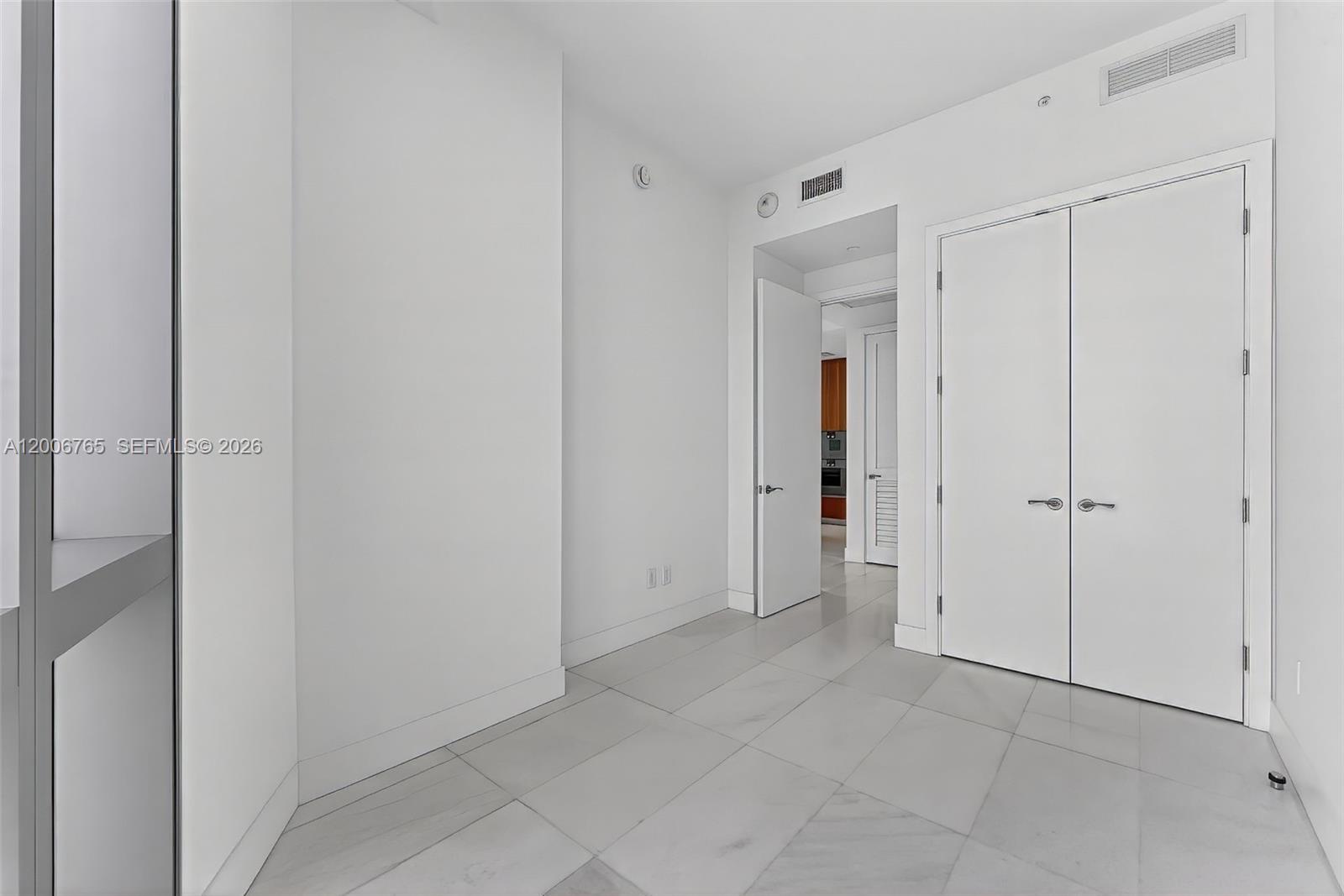 175 Southeast 25th Road, Unit 604 Miami, FL 33129 - Photo 24 of 36