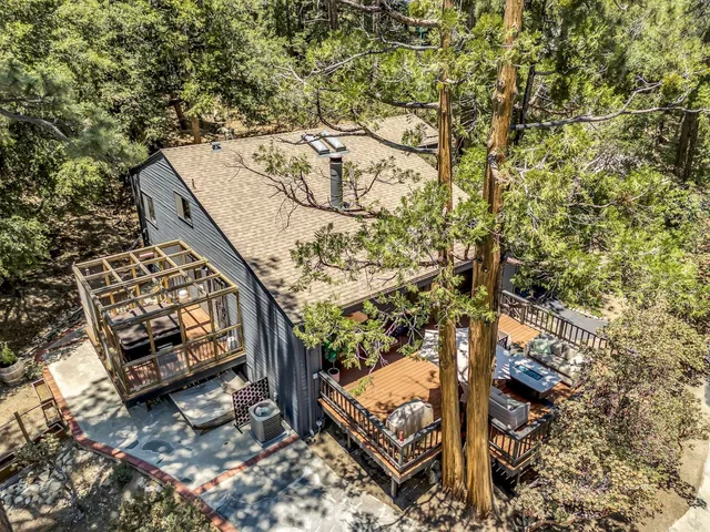 a view of a outdoor space with trees