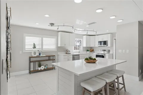 $850,000 | 541 Lillian Drive, Madeira Beach, FL 33708