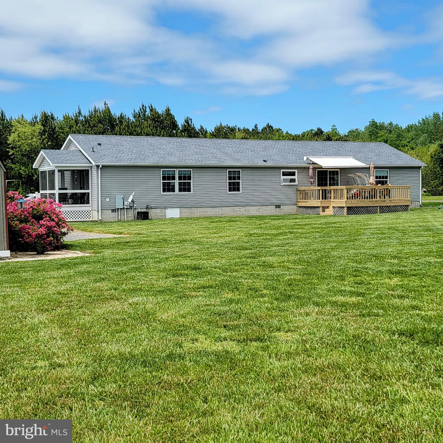 6567 Cabin Ridge Road Hurlock, MD 21643 - Photo 5 of 10 Back yard & deck