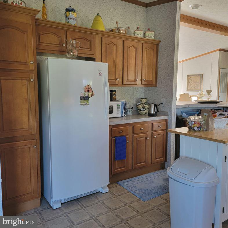 6567 Cabin Ridge Road Hurlock, MD 21643 - Photo 9 of 10 West side of kitchen