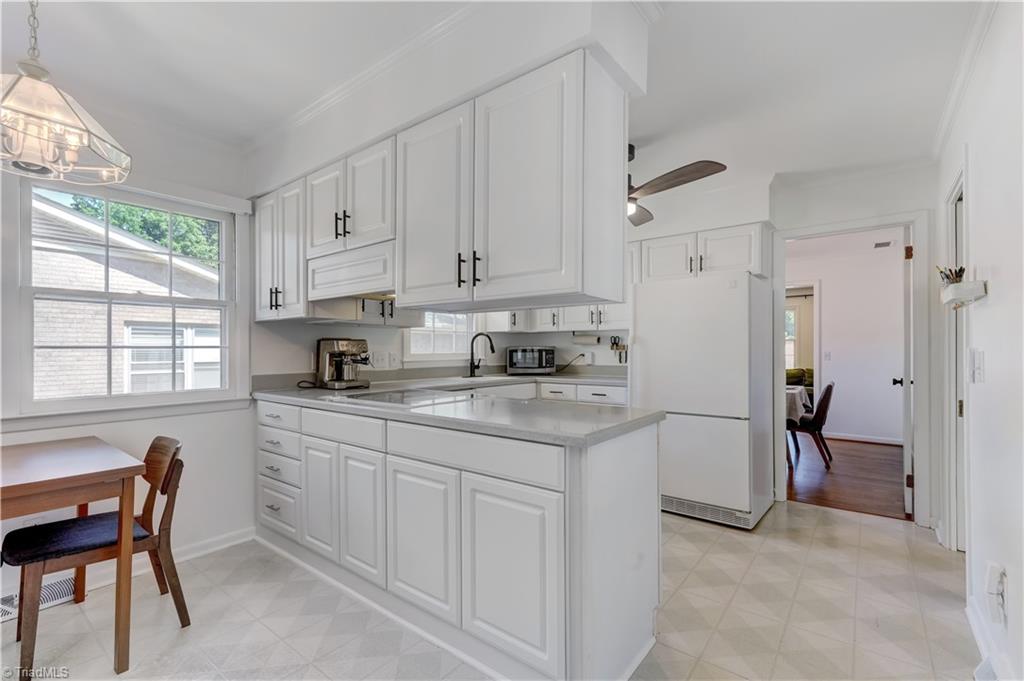 4603 Graham Road Greensboro, NC 27410 - Photo 10 of 39