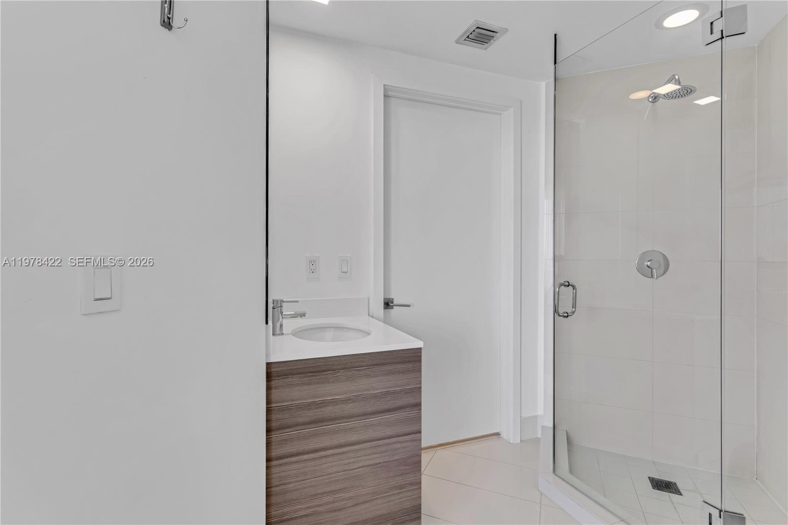 121 Northeast 34th Street, Unit 3116 Miami, FL 33137 - Photo 23 of 68