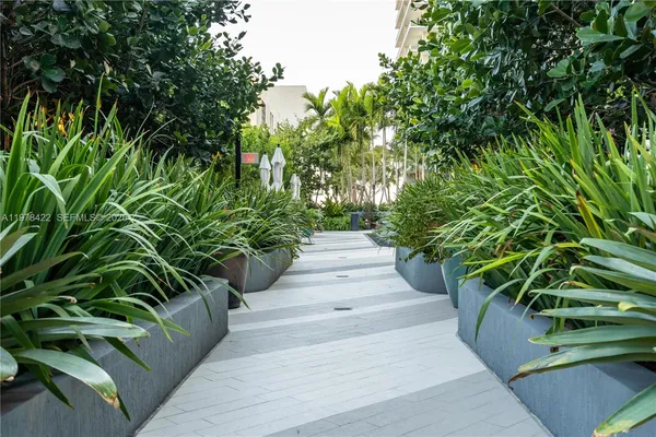 $3,700 | 121 Northeast 34th Street, Unit 3116, Miami, FL 33137