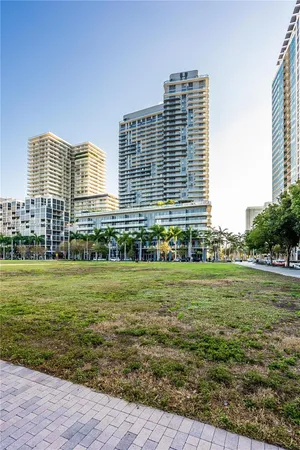$3,700 | 121 Northeast 34th Street, Unit 3116, Miami, FL 33137