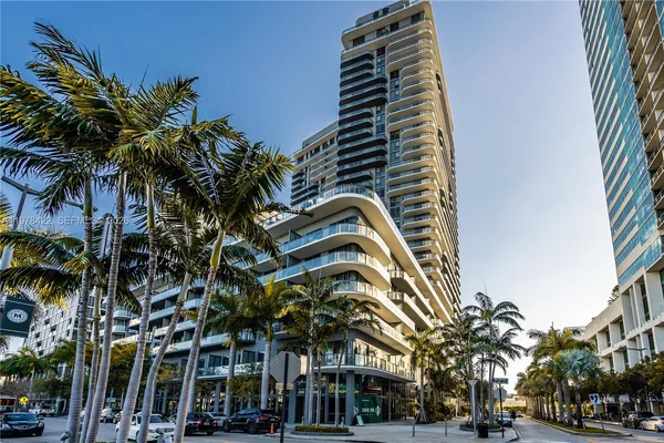 $3,700 | 121 Northeast 34th Street, Unit 3116, Miami, FL 33137