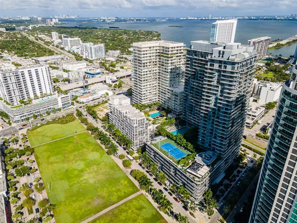 $3,700 | 121 Northeast 34th Street, Unit 3116, Miami, FL 33137