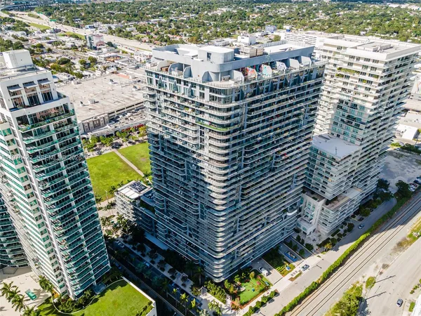 $3,700 | 121 Northeast 34th Street, Unit 3116, Miami, FL 33137