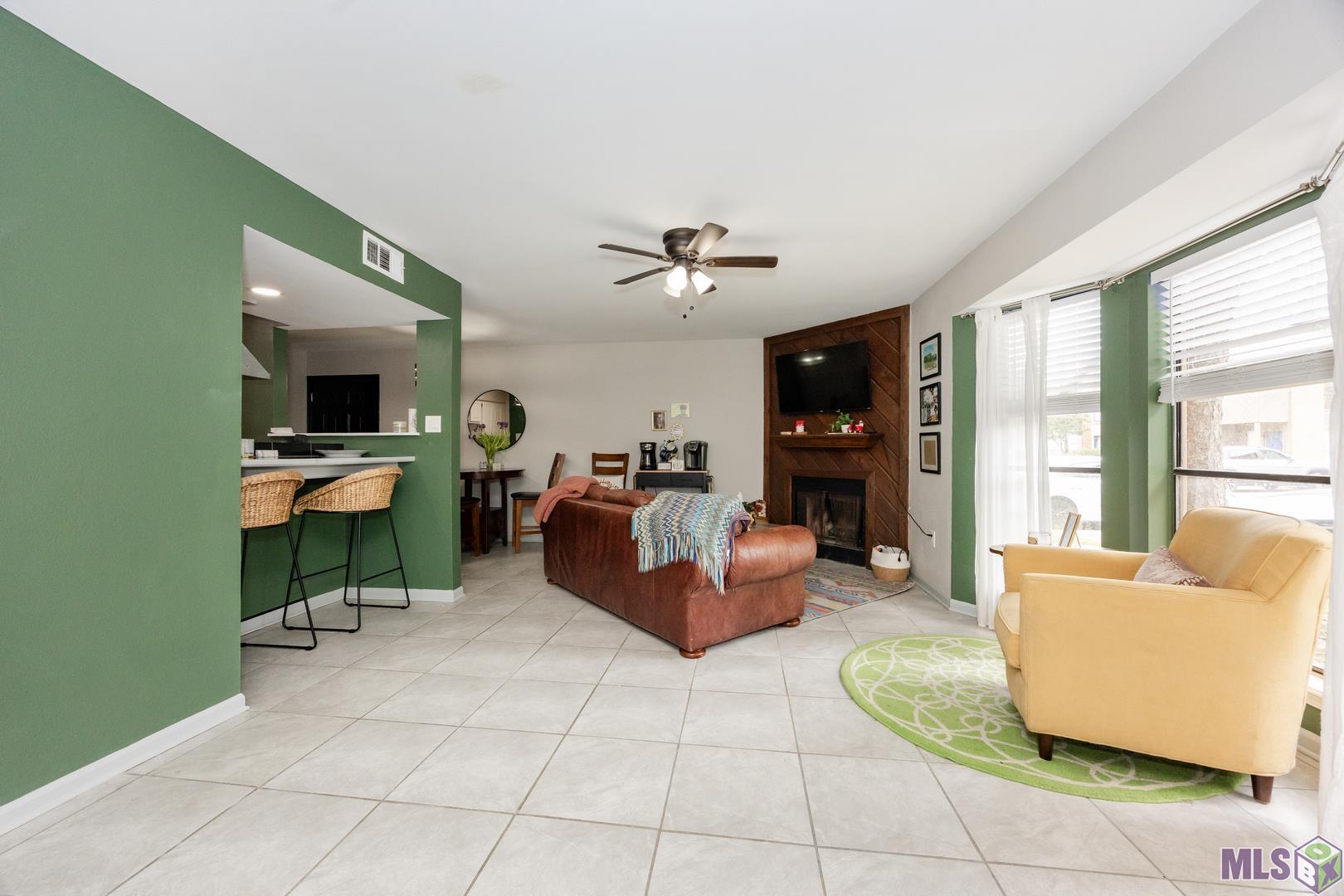 1727 South Brightside View Drive, Unit D Baton Rouge, LA 70820 - Photo 1 of 11