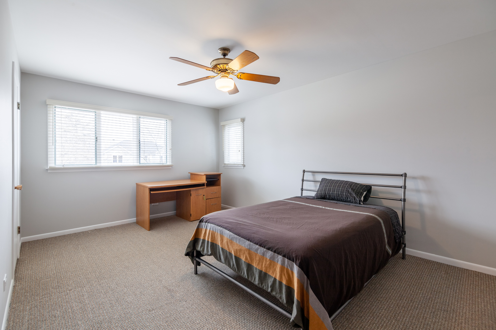 815 Hunter Road Glenview, IL 60025 - Photo 24 of 40