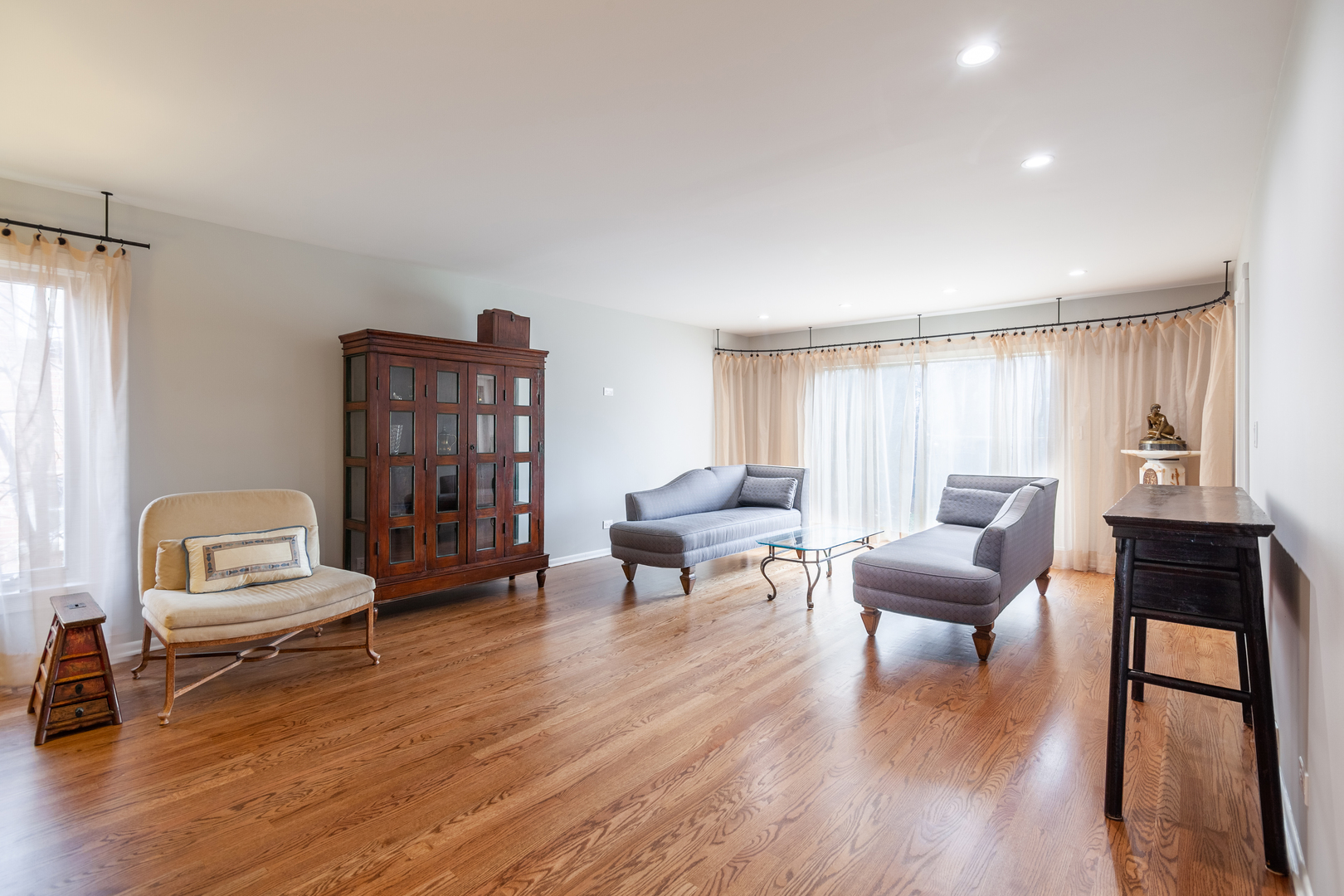 815 Hunter Road Glenview, IL 60025 - Photo 3 of 40